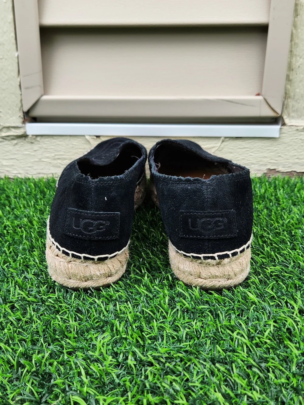 Uggs Heidi Sz 9 Black Suede Espadrille Shoes Boho Comfort Slip On Casual Chic